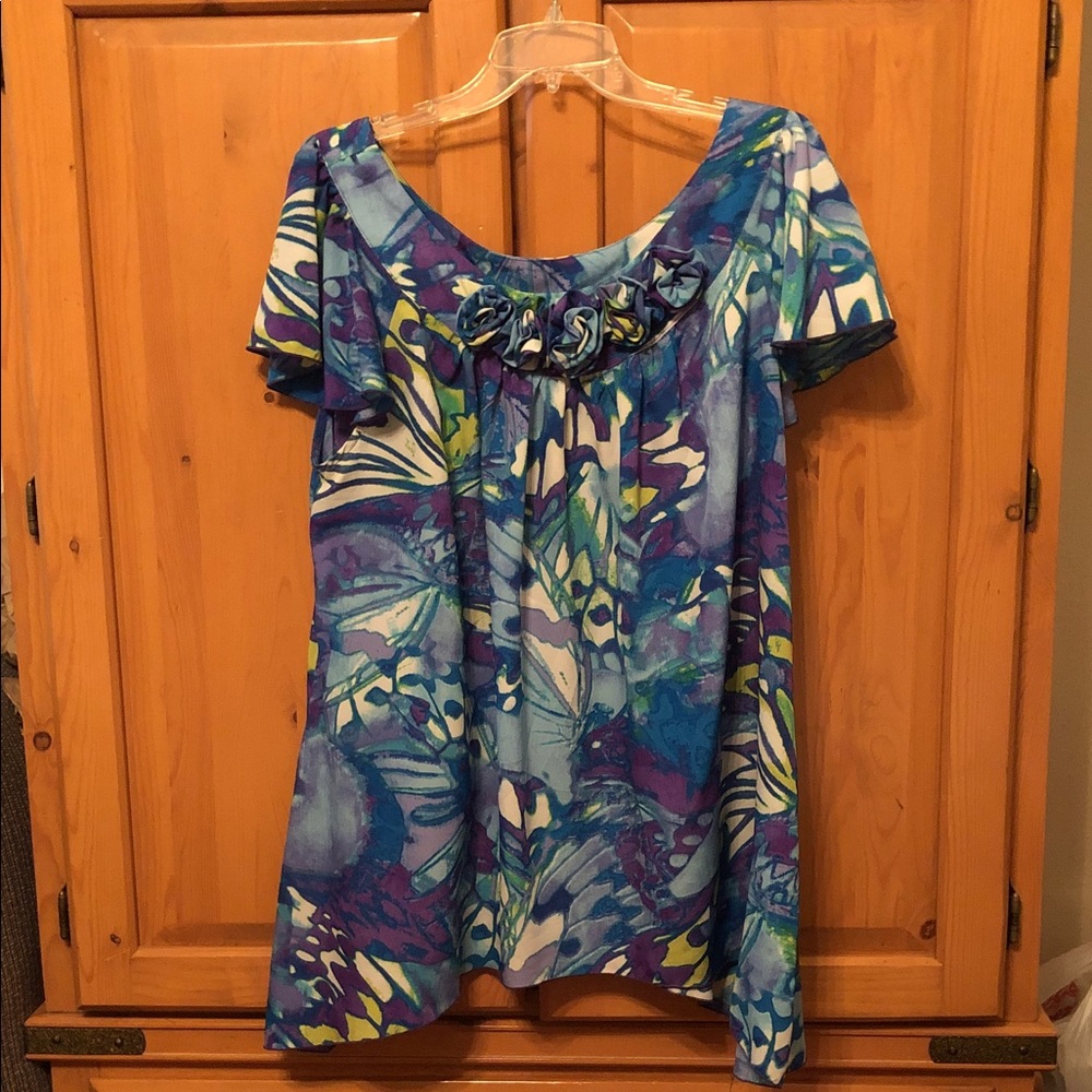 Floral Scoop-Neck Tunic Top in Blue, Purple and green size 2X